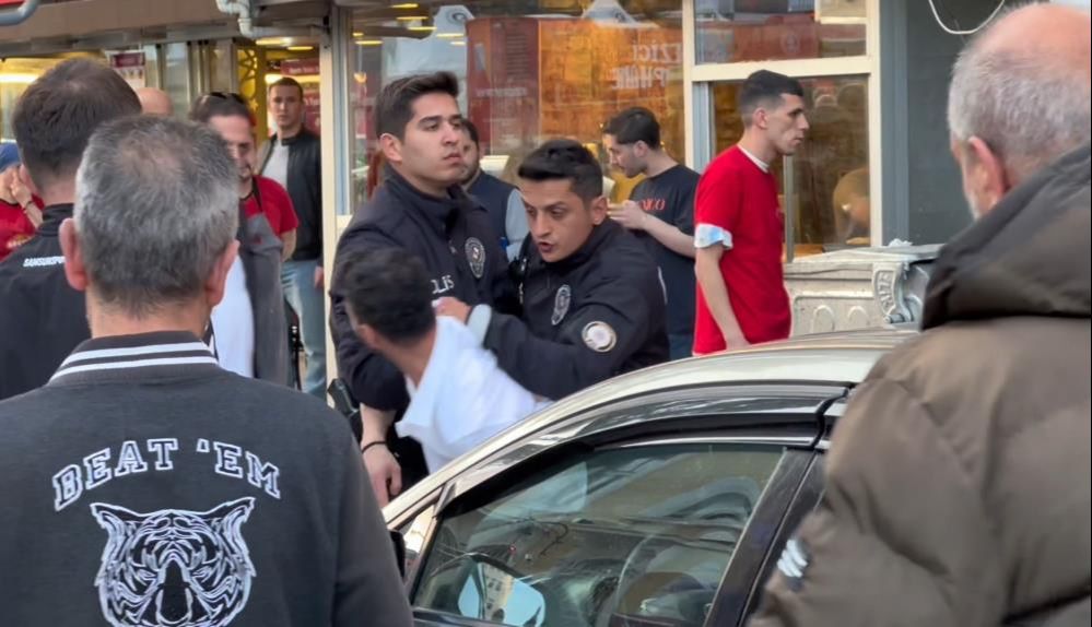 Kavgadan kaçan adam arabanın altına düştü! - 2. Resim