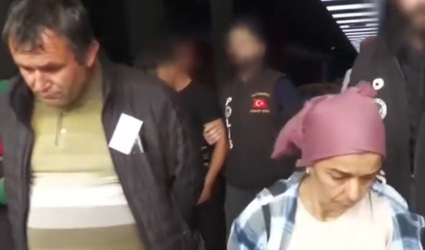 Müge Anlı canlı yayında açıkladı: Şaban Ataş’ın eski eşi Emine itirafıyla ağızları açık bıraktı! Polisleri bile şaşırtan istek Müge Anlı canlı yayında açıkladı: Şaban Ataş’ın eski eşi Emine itirafıyla ağızları açık bıraktı! Polisleri bile şaşırtan istek - 3. Resim