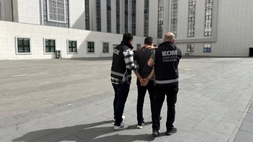 FETÖ'nün emniyet mahrem yapılanmasına operasyon - 1. Resim