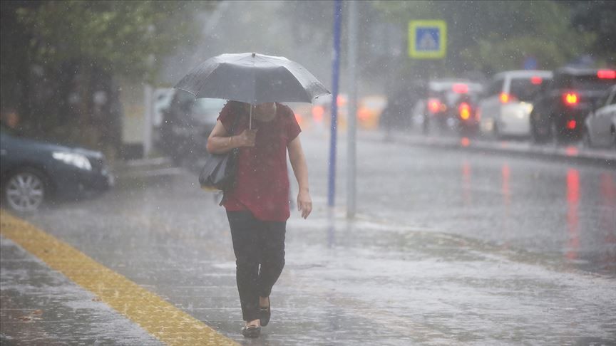 Meteoroloji'den 18 il için kritik alarm! Kuvvetli yağış ve toz taşınımı geliyor Meteoroloji'den 18 il için kritik alarm! Kuvvetli yağış ve toz taşınımı geliyor - 1. Resim