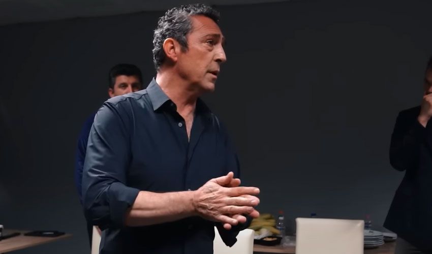 Ali Koç'un soyunma odasındaki konuşması ortaya çıktı! Galatasaray'a yönelik sözleri şaşırttı Ali Koç'un soyunma odasındaki konuşması ortaya çıktı! Galatasaray'a yönelik sözleri kızdırdı - 1. Resim
