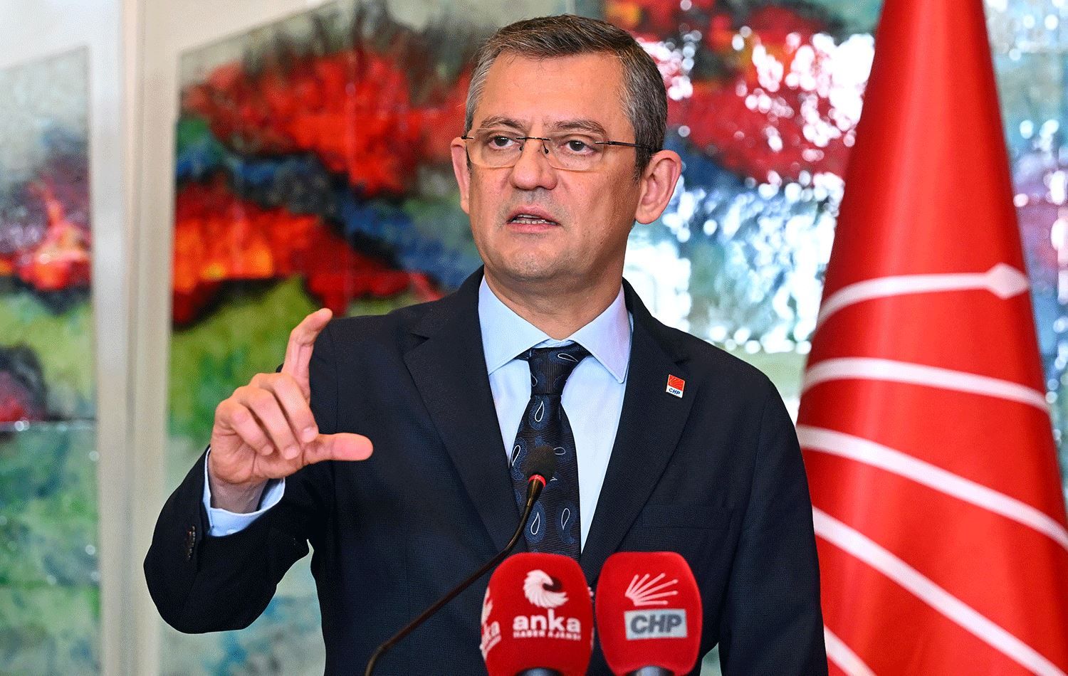 Bursa Büyükşehir Belediye Başkanı Mustafa Bozbey'den skandal akraba atamaları Bursa Büyükşehir Belediye Başkanı Mustafa Bozbey'den skandal akraba atamaları - 5. Resim
