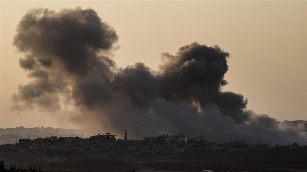 İsrail öldürmeye devam ediyor! Lübnan’ın güneyine hava saldırısı