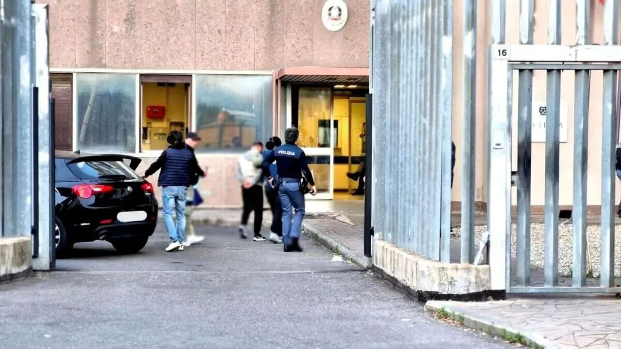 'Ölüm Çetesi' adlı suç örgütünün lideri Barış Boyun yakalandı 'Ölüm Çetesi' adlı suç örgütünün lideri Barış Boyun yakalandı - 1. Resim