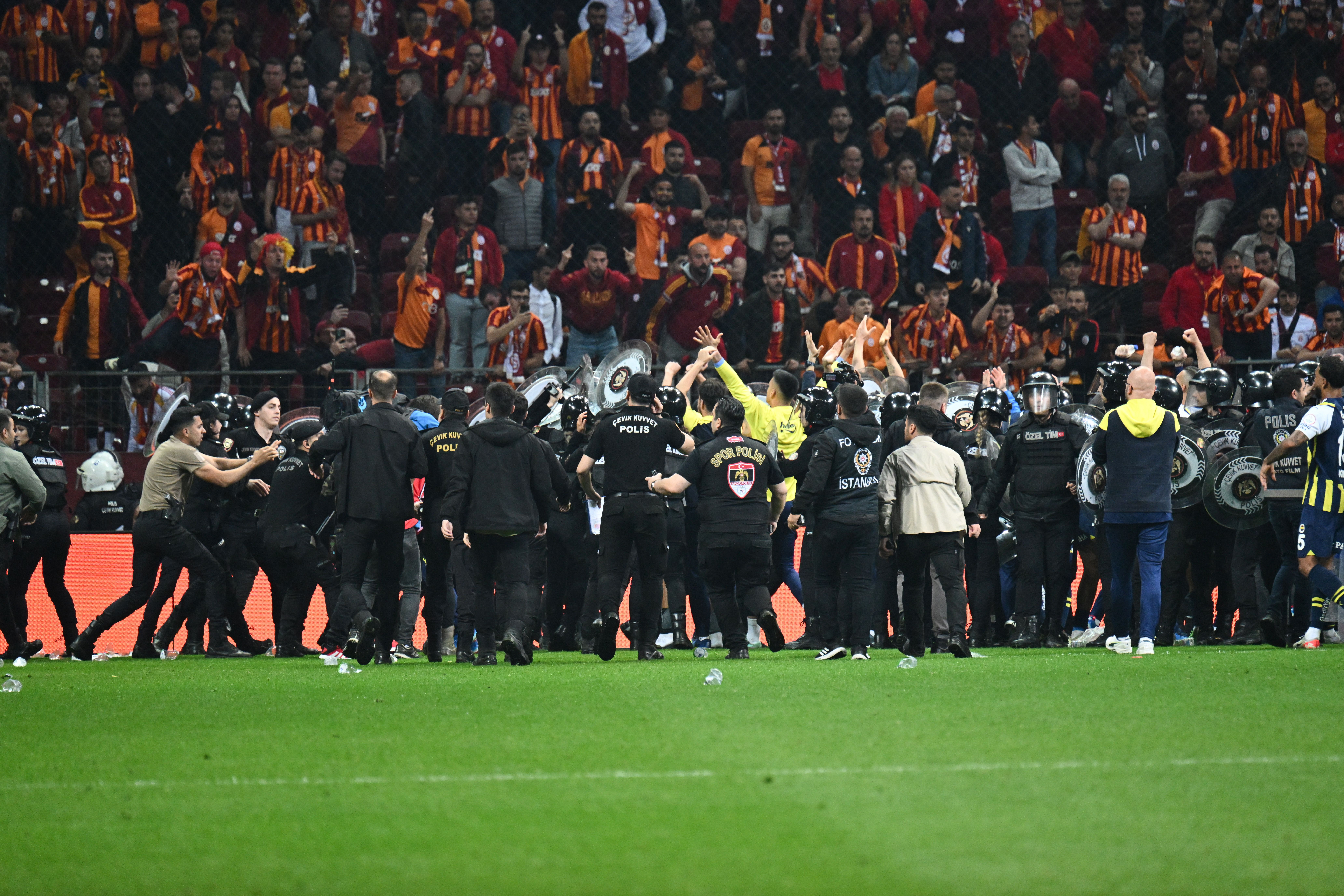 Şansal Büyüka: Fenerbahçe 6-0'dan daha anlamlı bir maç kazandı Şansal Büyüka: Fenerbahçe 6-0'dan daha anlamlı bir maç kazandı - 1. Resim