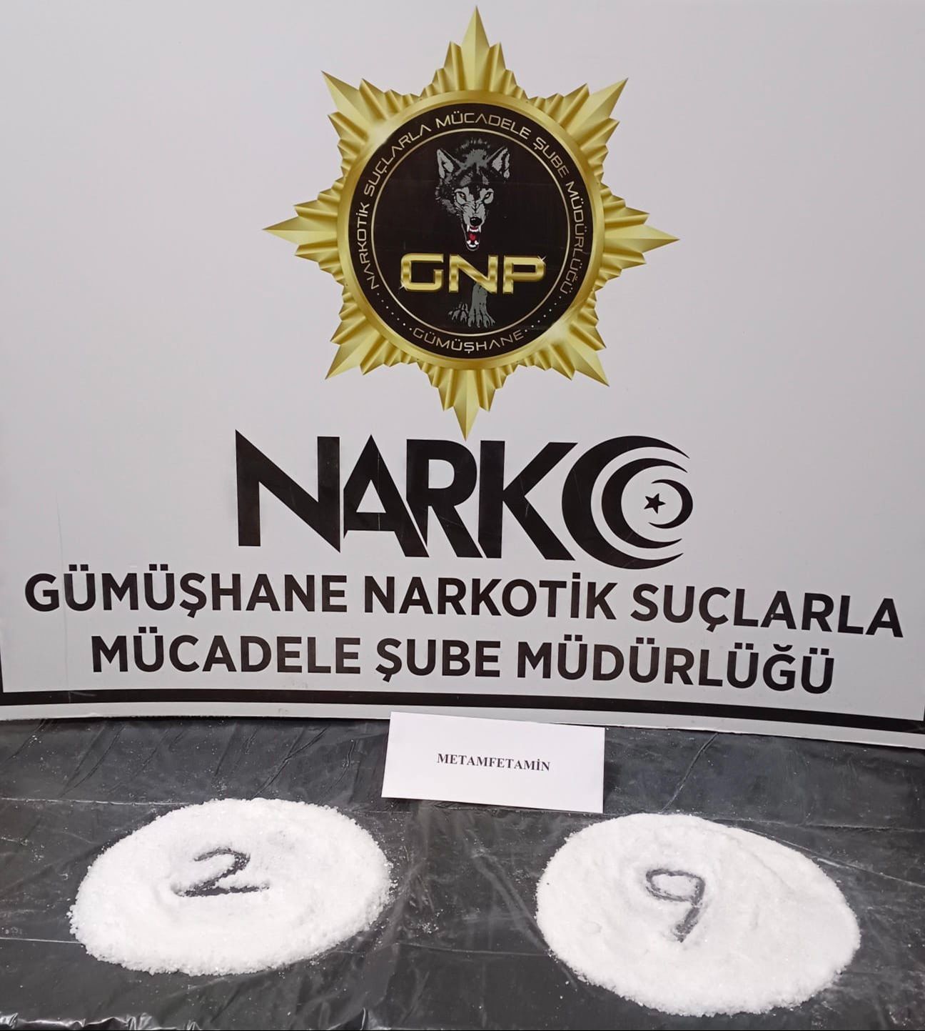 Uyuşturucu kaçakçılığında ilginç yöntem! İç organlarını kullandı Uyuşturucu kaçakçılığında ilginç yöntem! İç organlarını kullandı - 1. Resim