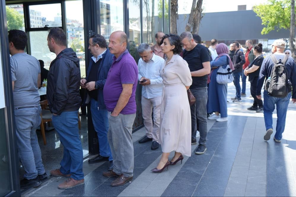 AK Partili belediyeden 3 çeşit yemek hamlesi! Fiyatı duyan uzun kuyruklar oluşturdu  AK Partili belediyeden 3 çeşit yemek hamlesi! Fiyatı duyan uzun kuyruklar oluşturdu  - 3. Resim
