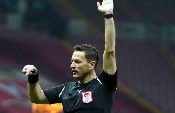 Fenerbahçe - İstanbulspor maçını yönetecek olan Volkan Bayarslan'ın kariyeri Fenerbahçe - İstanbulspor maçını yönetecek olan Volkan Bayarslan'ın kariyeri - 1. Resim