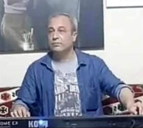 İngilizce öğretmeninin feci ölümü! Öğrencilerinin gözü önünde can verdi - 1. Resim