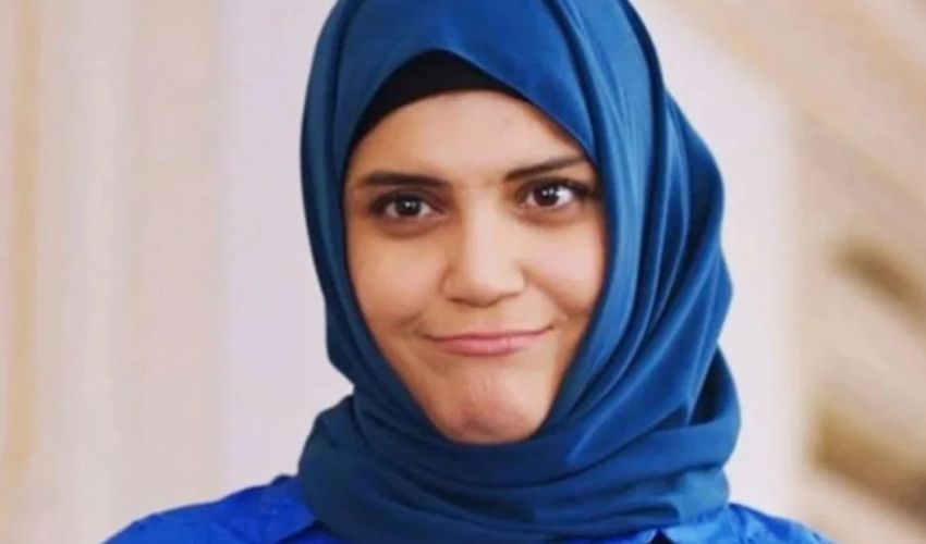 Kimse bilmiyordu: Kızılcık Şerbeti’nin Nilay’ı Feyza Civelek’in kardeşi de oyuncu çıktı Kimse bilmiyordu: Kızılcık Şerbeti’nin Nilay’ı Feyza Civelek’in kardeşi de oyuncu çıktı - 1. Resim