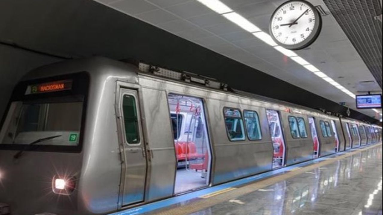 M2 Yenikapı-Hacıosman metro hattında intihar girişimi sebebiyle seferler durduruldu