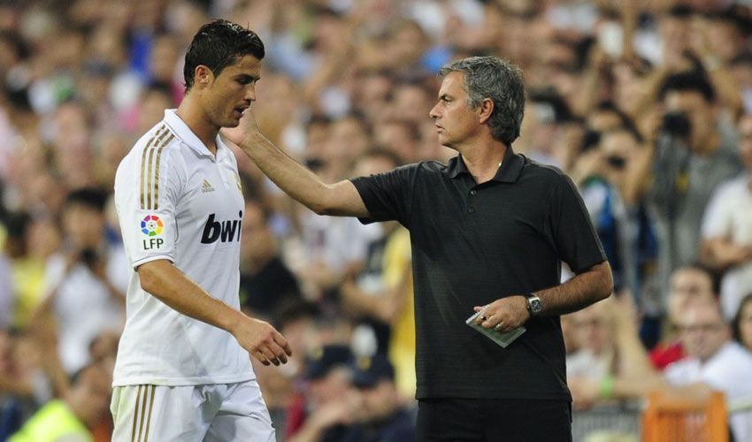 Mourinho'dan güldüren açıklama! Fenerbahçe ve Beşiktaş birbirine girmişti - 1. Resim