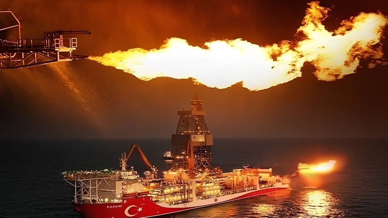 Bakan Bayraktar müjdeyi verdi: Türkiye doğalgaz üretiminde yeni rekor kırdı