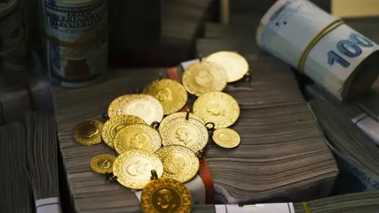 Altın yatırımcısı bu hafta kaybetti, gram yüzde 3.20 düştü! Borsa ve dolar  yerinde saydı | Türkiye Gazetesi