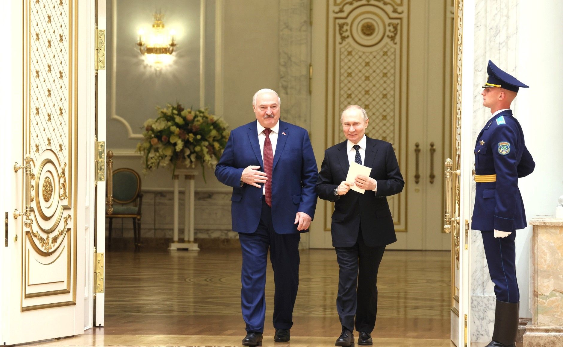 Putin'den dikkat çeken açıklama: Reisi’nin heyetindeki Rus helikopterlerinde sorun çıkmadı Putin şüphe fitilini ateşledi! "Reisi’nin heyetindeki Rus helikopterlerinde sorun çıkmadı" - 1. Resim