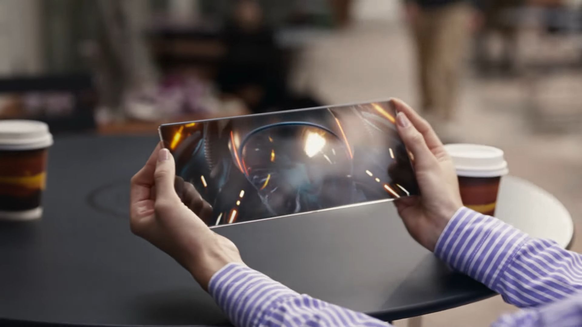 Sony, gelecek odaklı PlayStation kontrolcü konseptini tanıttı! - 2. Resim