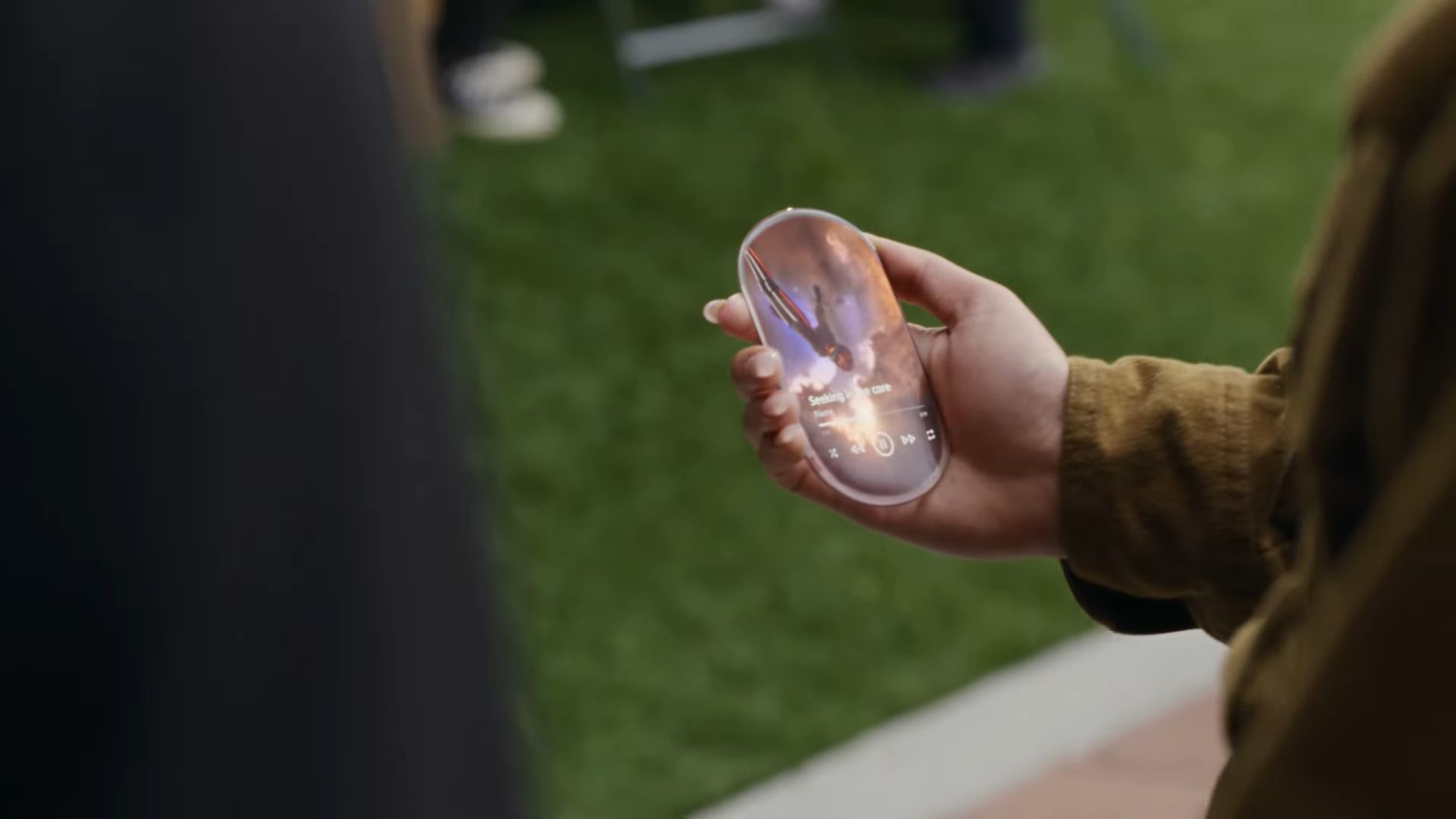 Sony, gelecek odaklı PlayStation kontrolcü konseptini tanıttı! - 3. Resim