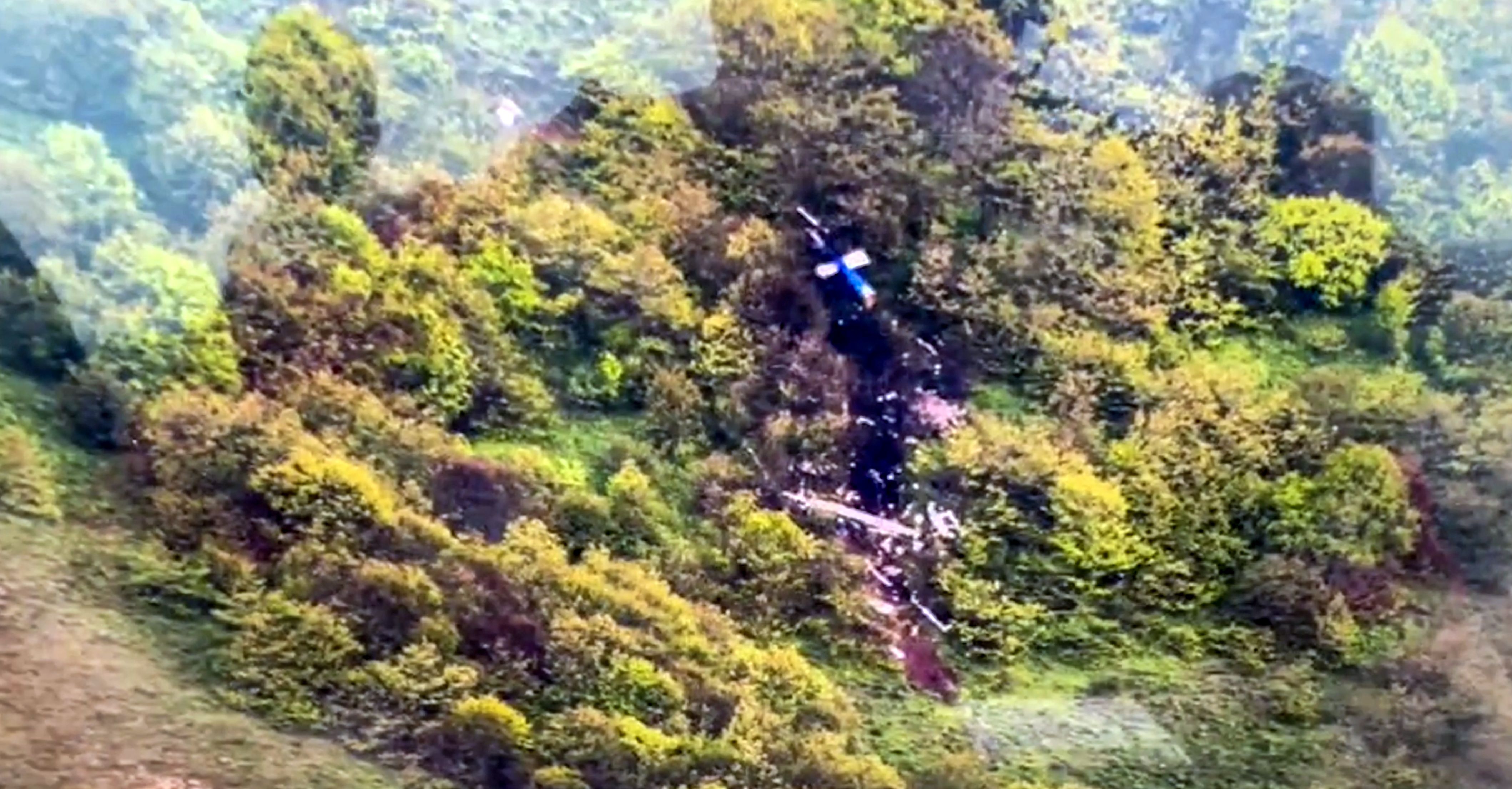 Suikast mı kaza mı? Reisi'yi taşıyan helikopterin düşmesine ilişkin ön rapor çıktı Suikast mı kaza mı? Reisi'yi taşıyan helikopterin düşmesine ilişkin ön rapor çıktı - 1. Resim