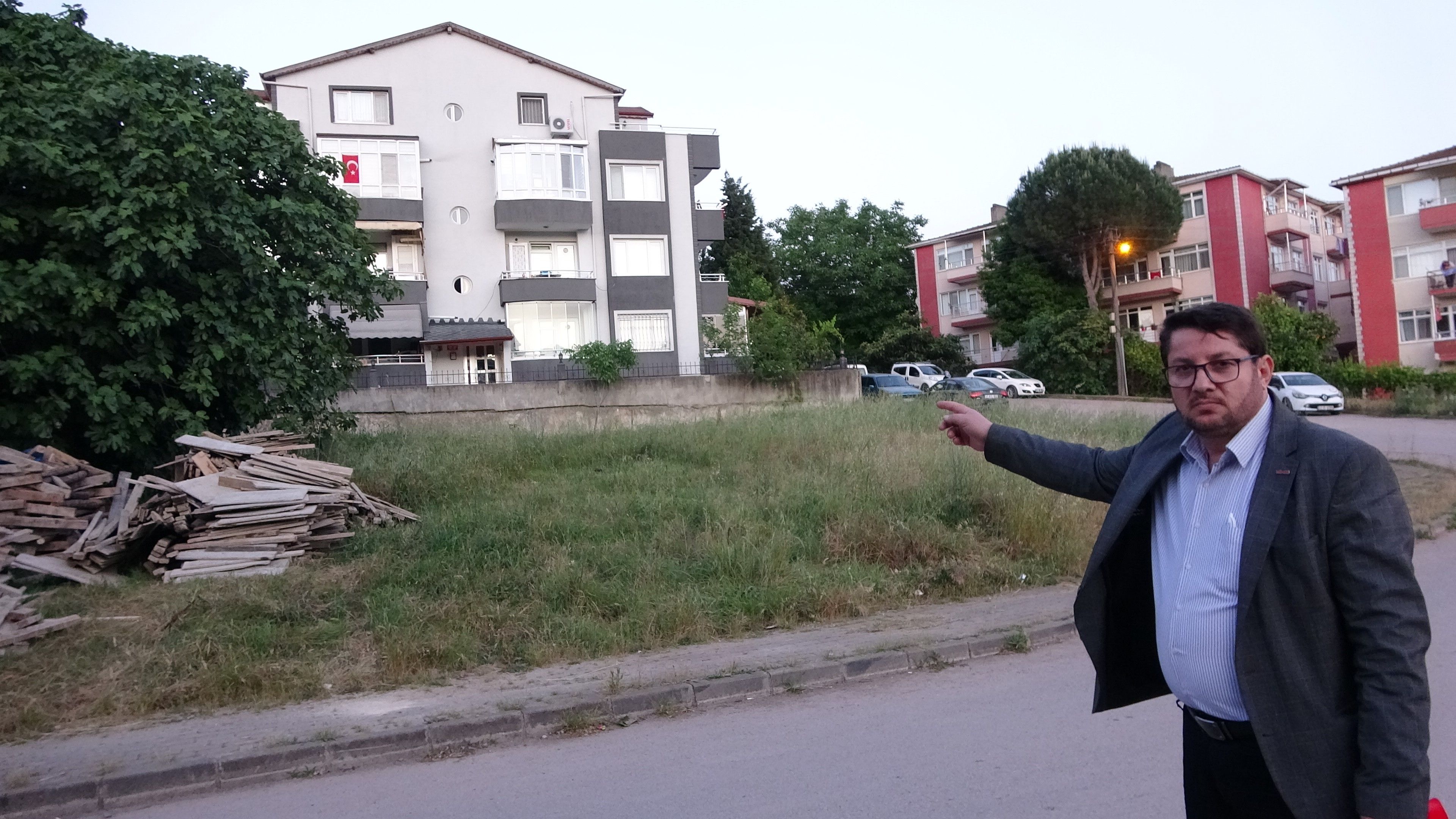 2 katlı evin olduğu 50 yıllık arsanın trajikomik hikayesi! Bir gecede yok oldu 2 katlı evin olduğu 50 yıllık arsanın trajikomik hikayesi! Bir gecede yok oldu - 4. Resim