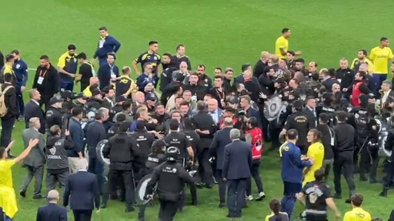 3 Fenerbahçelinin Galatasaray derbisindeki olaylarla ilgili verdiği savcılık ifadeleri ortaya çıktı 3 Fenerbahçelinin Galatasaray derbisindeki olaylarla ilgili verdiği savcılık ifadeleri ortaya çıktı - 3. Resim