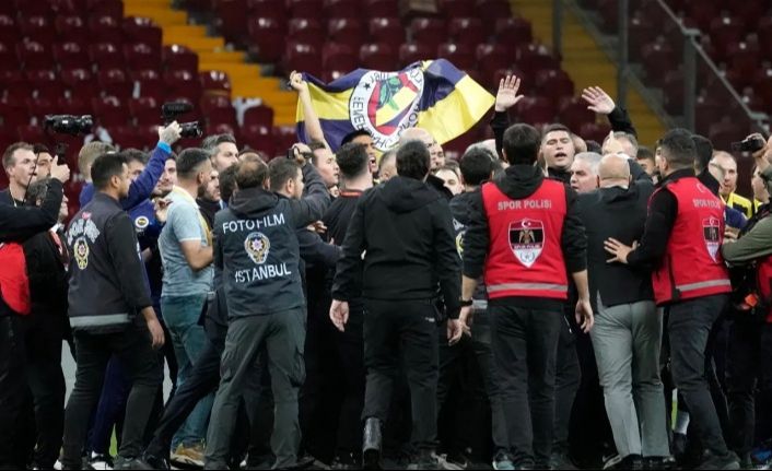 3 Fenerbahçelinin Galatasaray derbisindeki olaylarla ilgili verdiği savcılık ifadeleri ortaya çıktı 3 Fenerbahçelinin Galatasaray derbisindeki olaylarla ilgili verdiği savcılık ifadeleri ortaya çıktı - 1. Resim