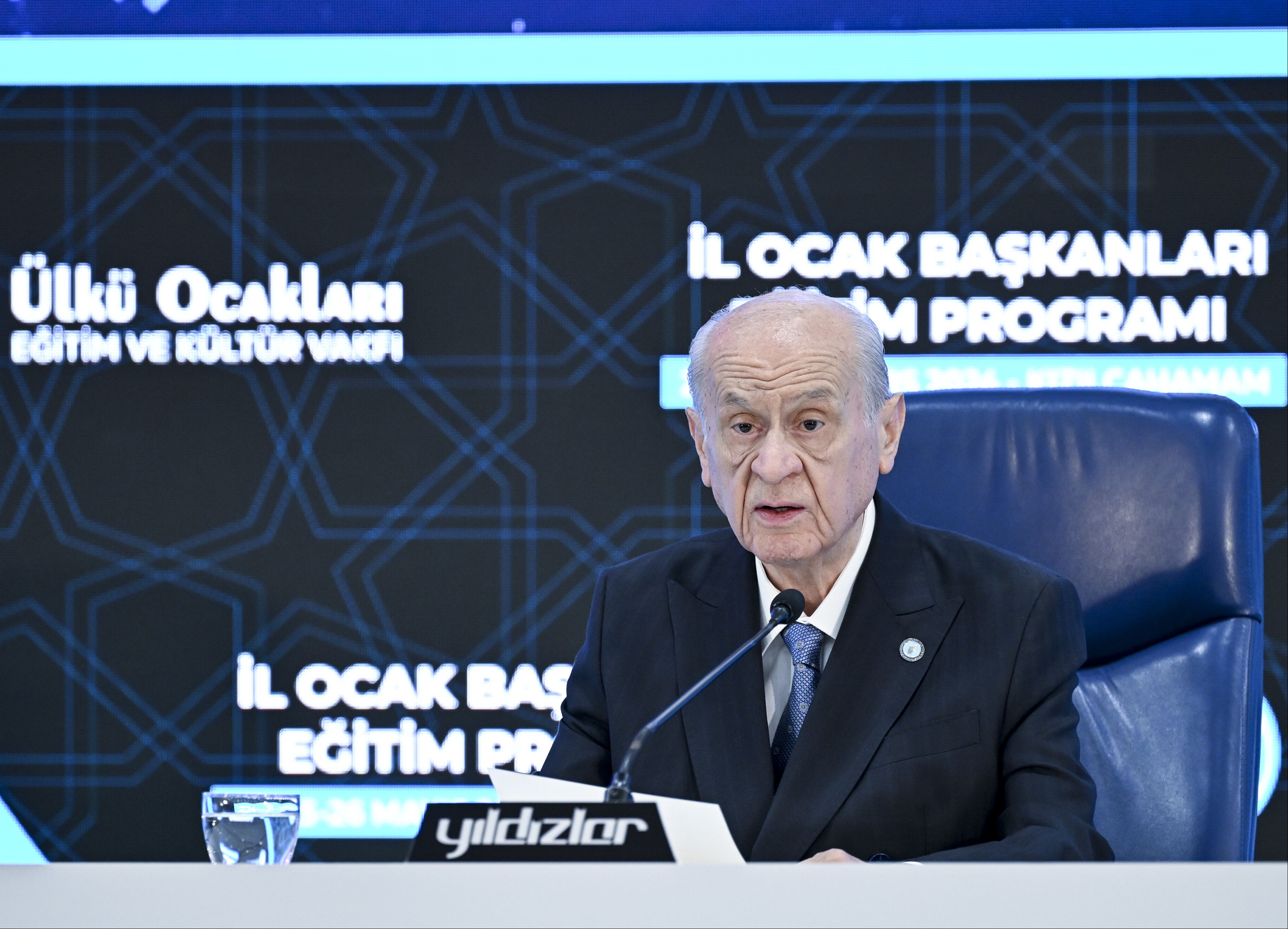 Bahçeli'den Ülkü Ocakları ve MHP'yi hedef alanlara sert tepki: Zayıf anımızı kollayanlar hüsrana uğrar Bahçeli'den Ülkü Ocakları ve MHP'yi hedef alanlara sert tepki: Zayıf anımızı kollayanlar hüsrana uğrar - 2. Resim