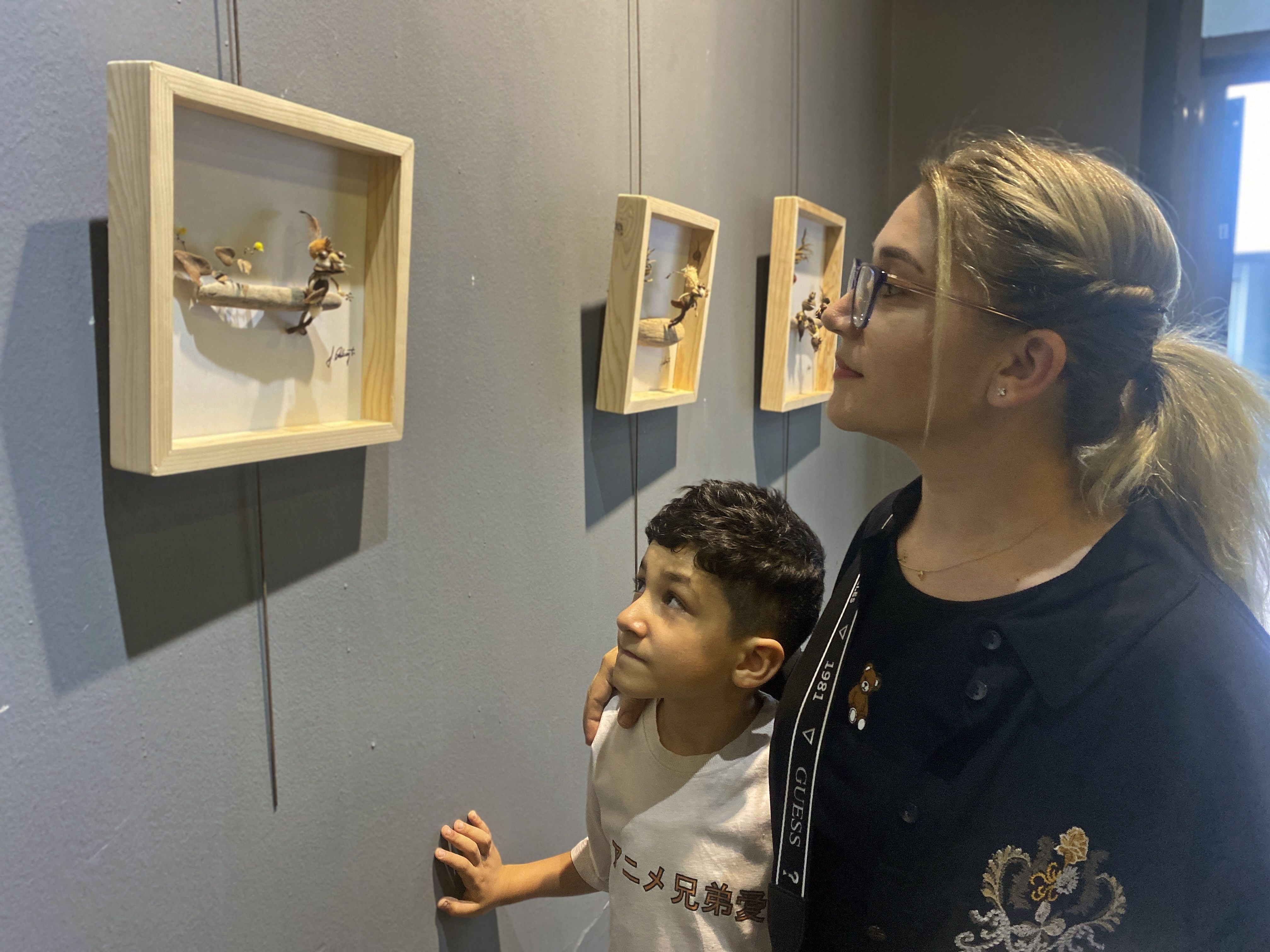 Bitkilerden yaptığı heykeller dikkat çekti! - 1. Resim