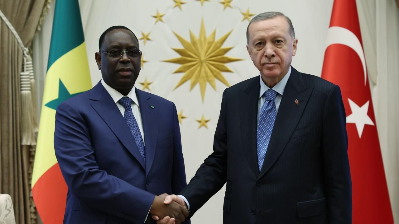 Cumhurbaşkanı Erdoğan, eski Senegal Cumhurbaşkanı Sall ile telefonda görüştü