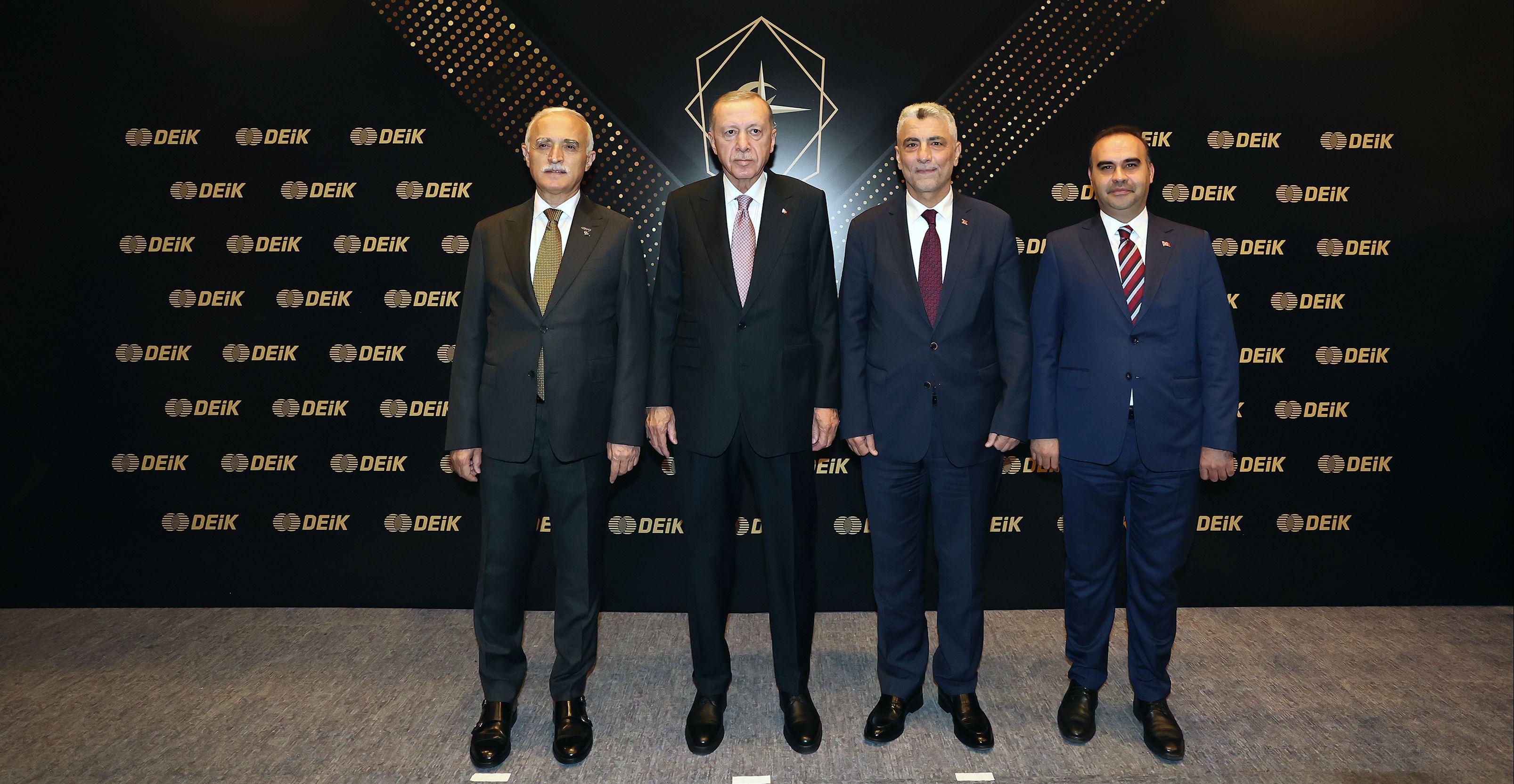 Cumhurbaşkanı Erdoğan'dan ekonomi mesajı: Güzel sonuçlar alacağız, felaket tüccarlarına kulak asmayın - 1. Resim