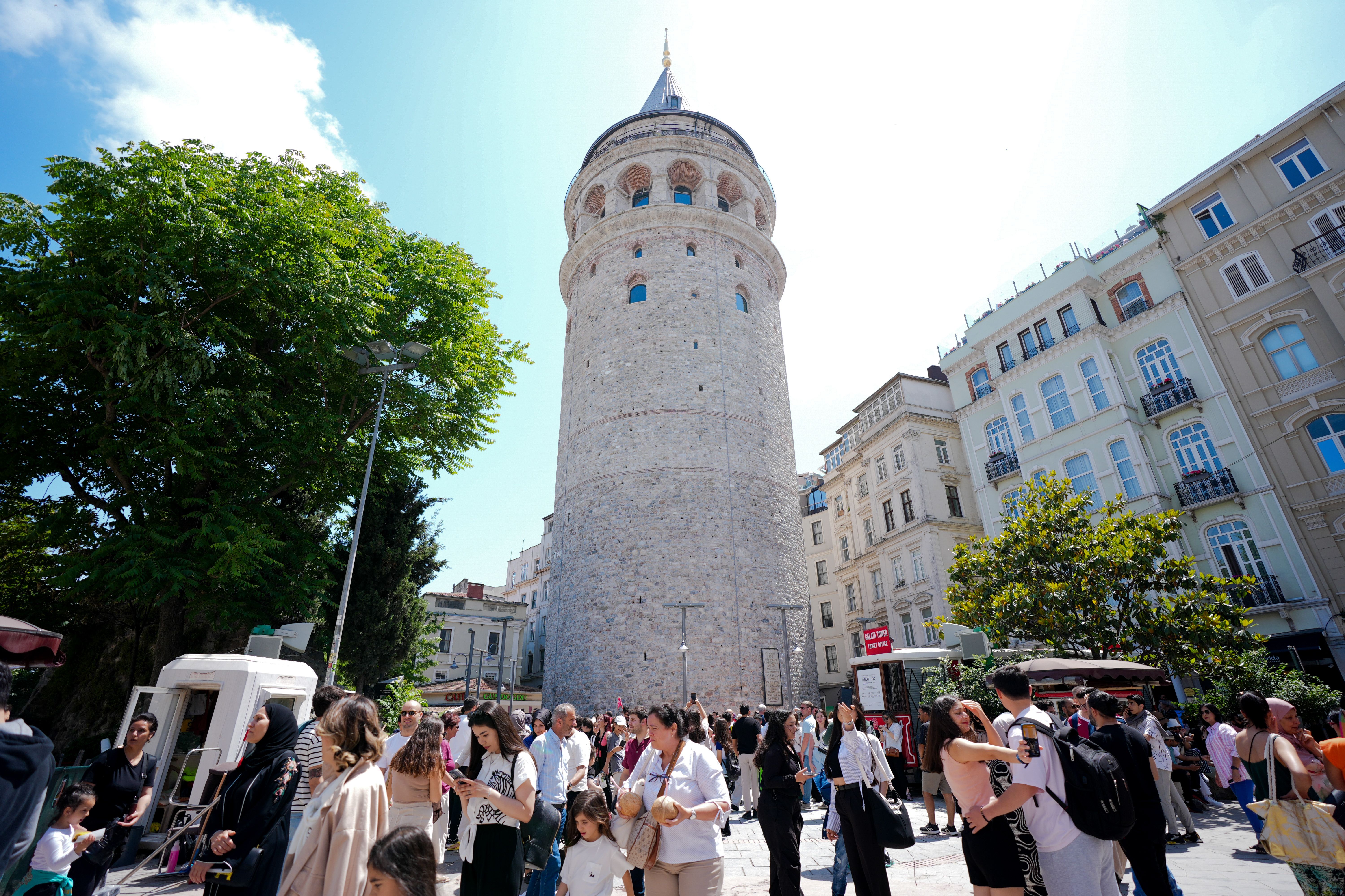 Galata Kulesi açıldı! İşte tarihi yapının yeni hali Galata Kulesi açıldı! İşte tarihi yapının yeni hali - 5. Resim