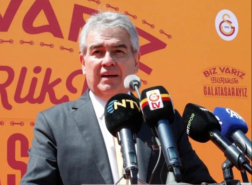 Galatasaray'da Dursun Özbek yeniden başkan seçildi Galatasaray yeni başkanını seçiyor! Dursun Özbek ve Süheyl Batum oylarını kullandı - 5. Resim