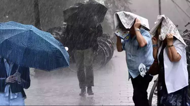 Meteoroloji'den yeni tahminler! Kuvvetli yağış ve fırtına uyarısı, havalar  buz kesecek | Türkiye Gazetesi