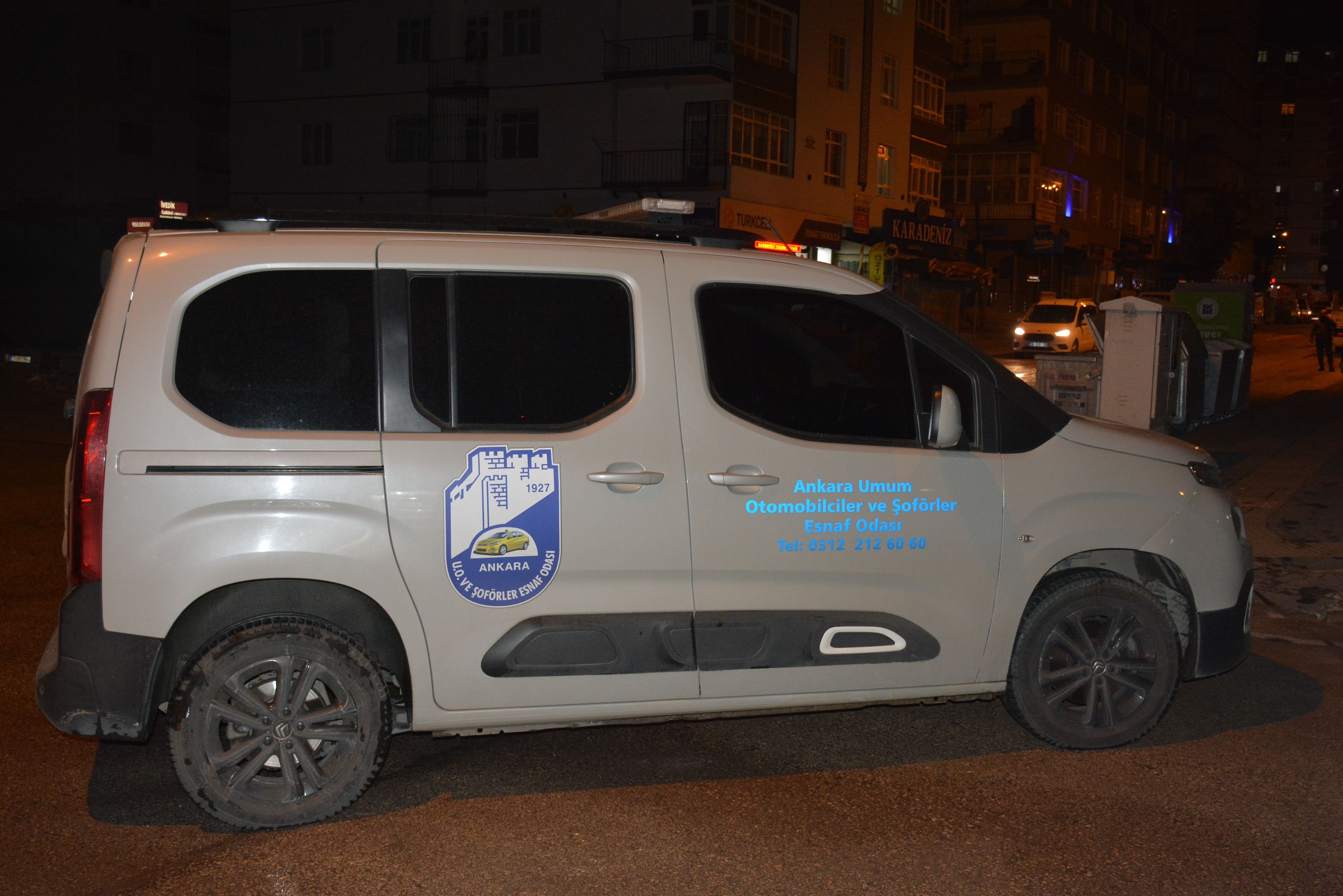 Ankara’da taksi durağında silahlı kavga! 1 taksici karnından ve bacağından yaralandı Ankara’da taksi durağında silahlı kavga! 1 taksici karnından ve bacağından yaralandı - 3. Resim