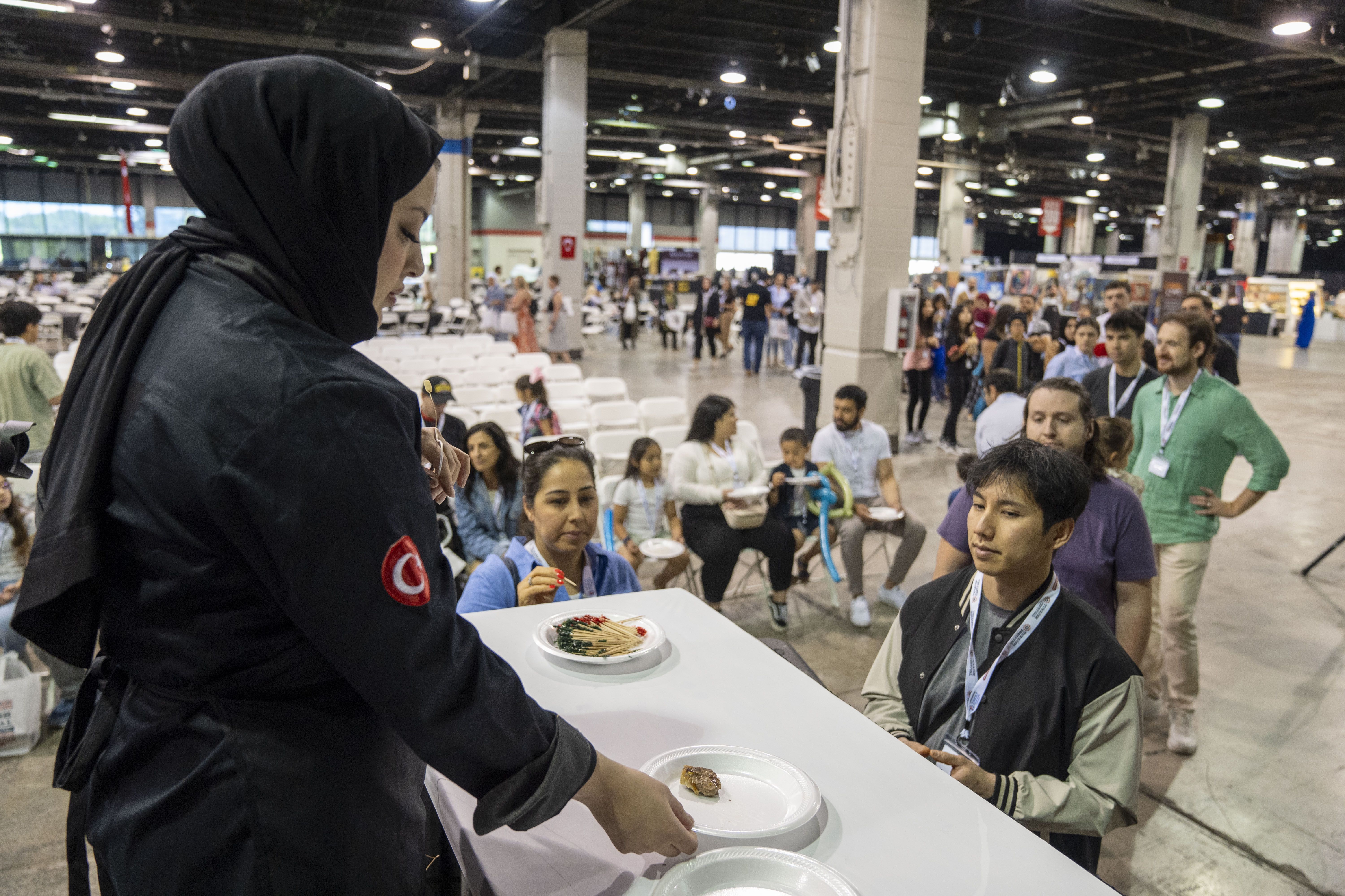 Chicago'da Osmanlı rüzgarı! Türk Festivali'nde Mehter ilgi odağı oldu Chicago'da Osmanlı rüzgarı! Türk Festivali'nde Mehter ilgi odağı oldu - 2. Resim