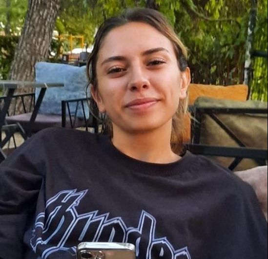 İstanbul polisi 20 yaşındaki Aslıhan Zengin'i bıçaklayan saldırganı arıyor! Ne parmak izi var ne de yüz eşleşmesi - 1. Resim