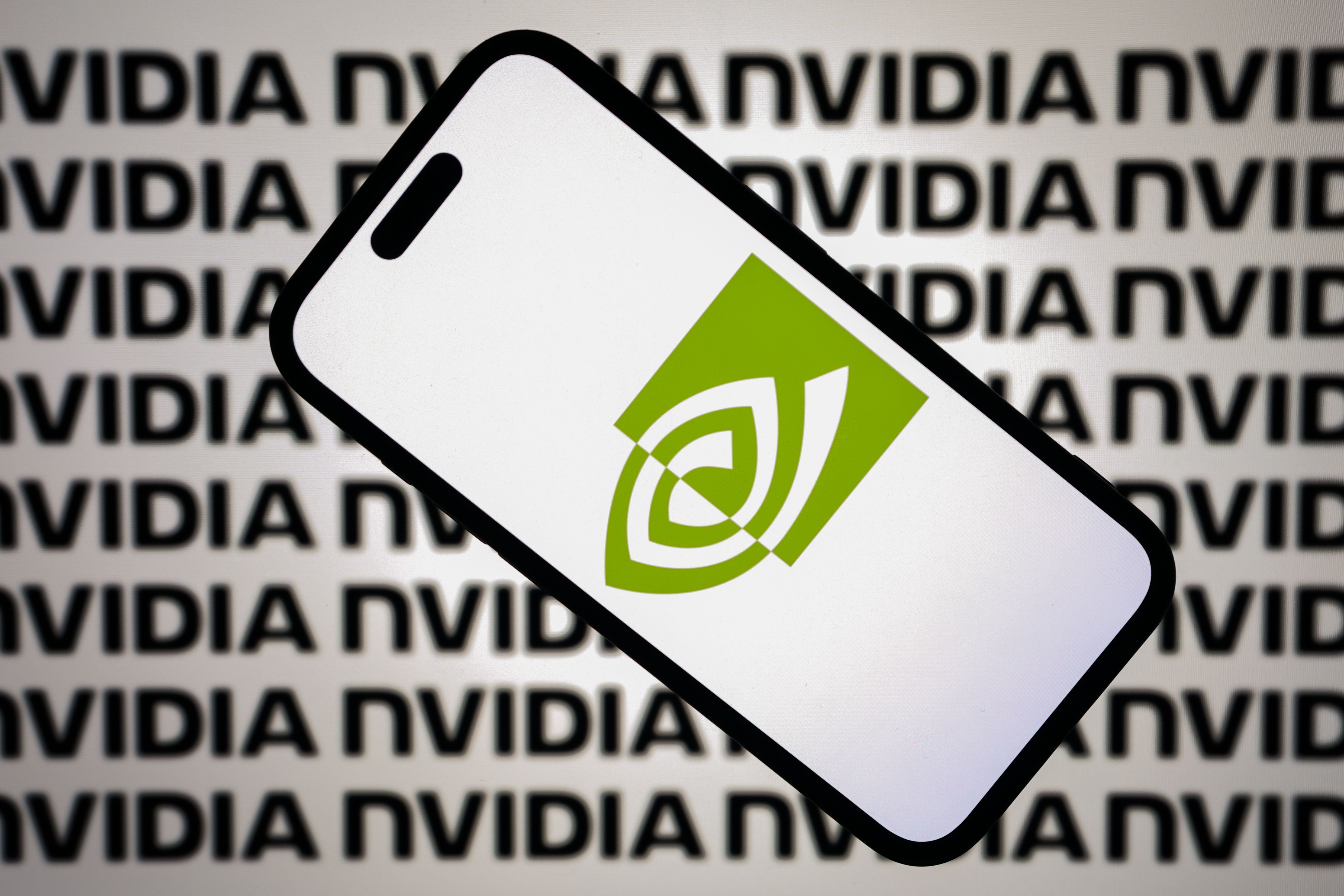 Nvidia'yı Çin korkusu sardı! Çinli tasarımcıların başarısının ardından Nvidia ürünlerinde indirime gitti! Nvidia'yı Çin korkusu sardı! Çinli tasarımcıların başarısının ardından Nvidia ürünlerinde indirime gitti! - 1. Resim