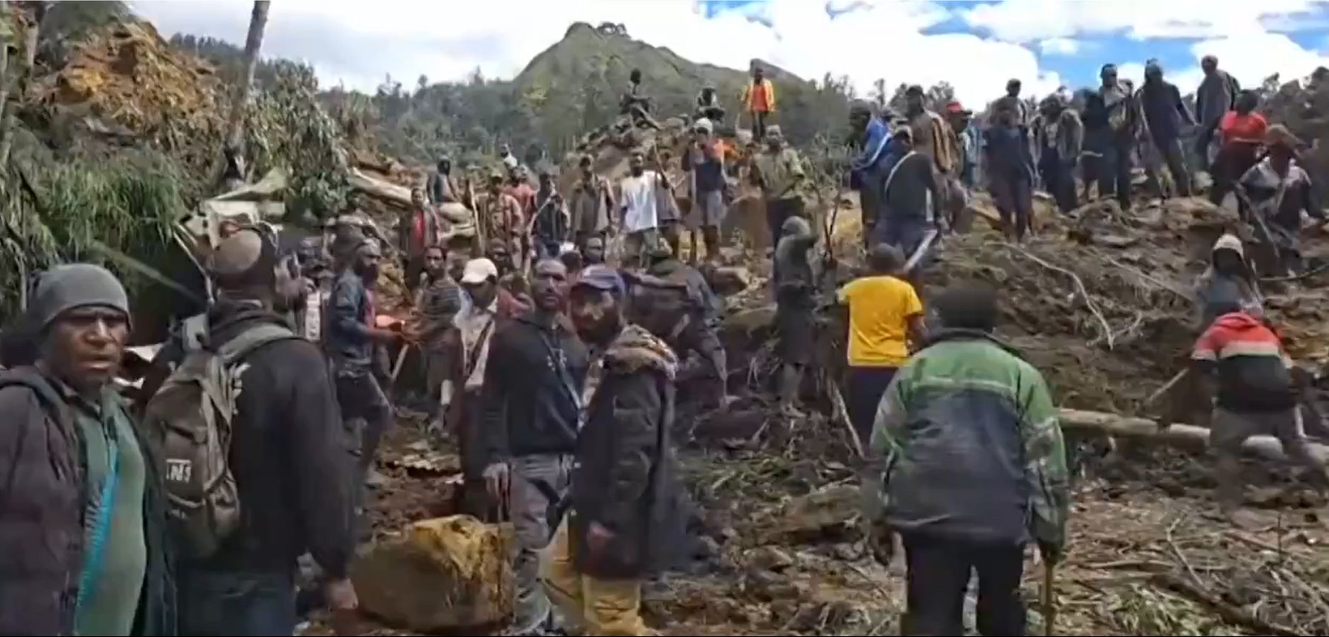 Papua Yeni Gine'deki toprak kaymasında ölü sayısı 700'e yaklaştı Papua Yeni Gine'deki toprak kaymasında ölü sayısı 700'e yaklaştı - 1. Resim