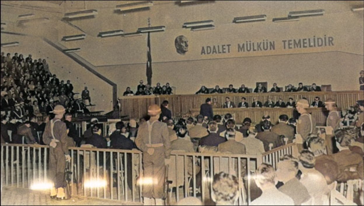 Yassıada Tutanakları cunta hukukunu gözler önüne seriyor Yassıada Tutanakları cunta hukukunu gözler önüne seriyor - 1. Resim