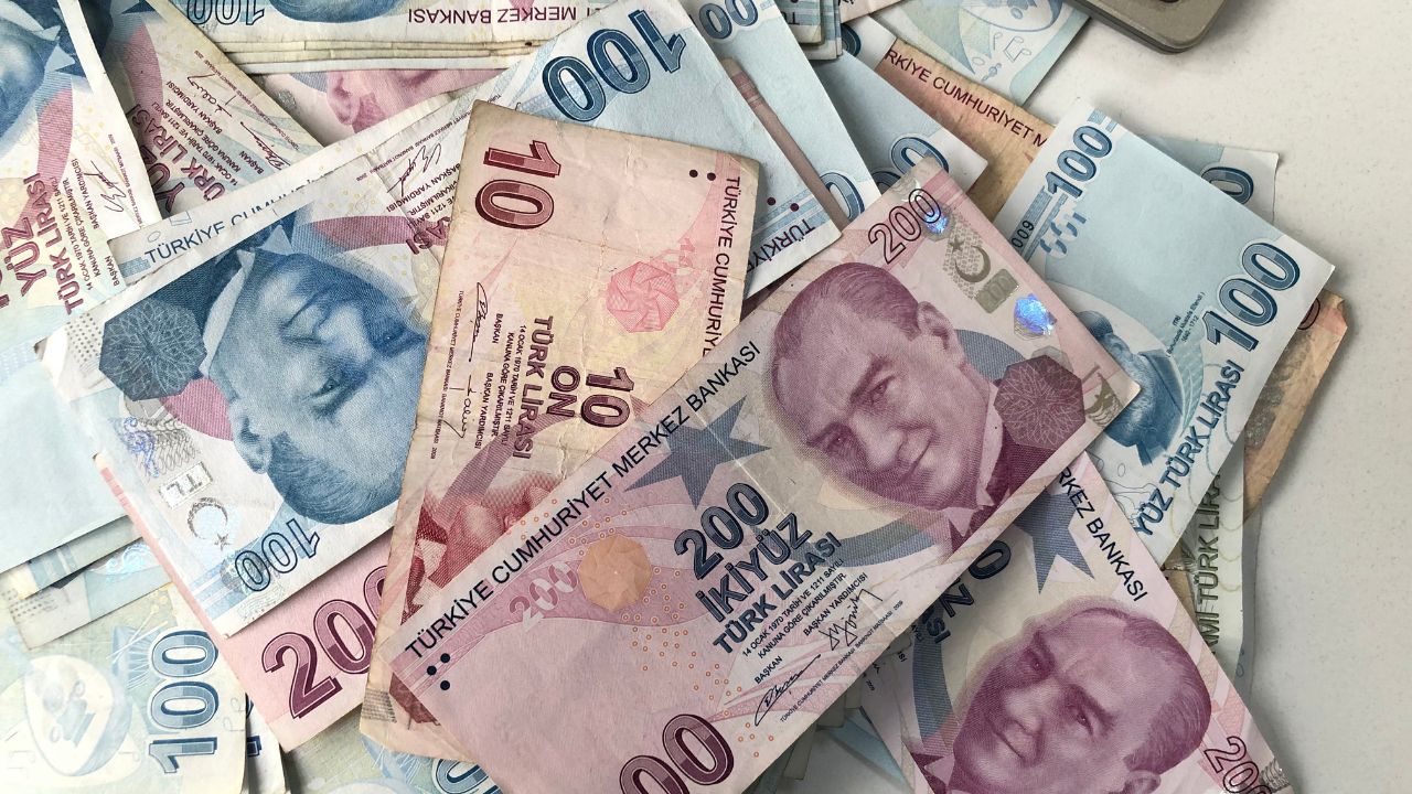 31 Mayıs son gün! Emeklilere en az 13 bin lira ödenecek 31 Mayıs son gün! Emeklilere en az 13 bin lira ödenecek - 1. Resim