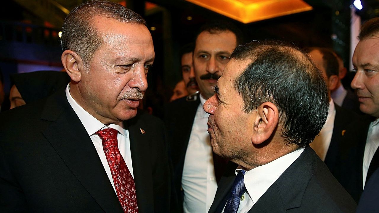 Erdoğan, Dursun Özbek ile Galatasaray&#039;ı tebrik etti
