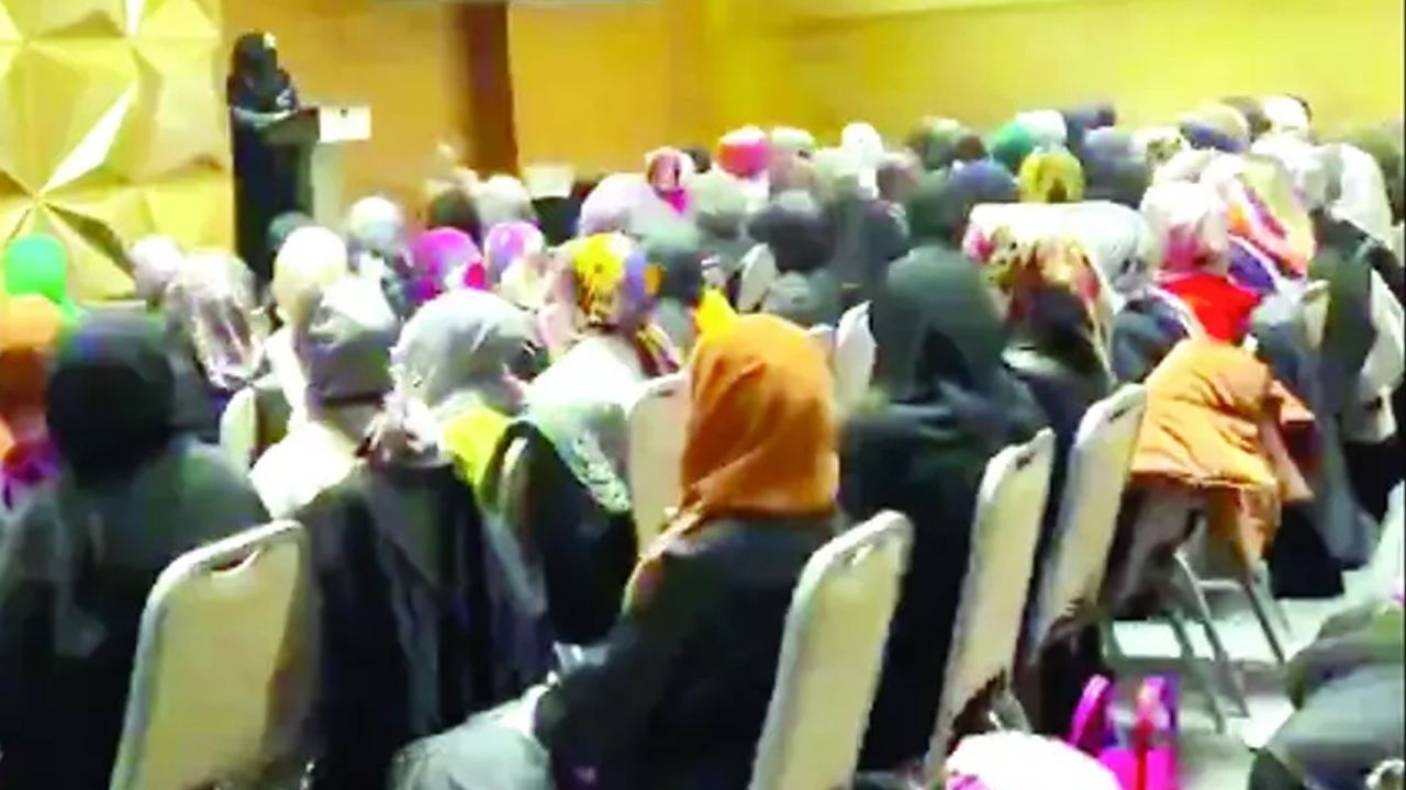 İşletme mezunu lüks otellerde 'ağlama' seansı ile şifa dağıtıyor! Faturası dudak uçuklattı İşletme mezunu lüks otellerde 'ağlama' seansı ile şifa dağıtıyor! Faturası dudak uçuklattı - 1. Resim