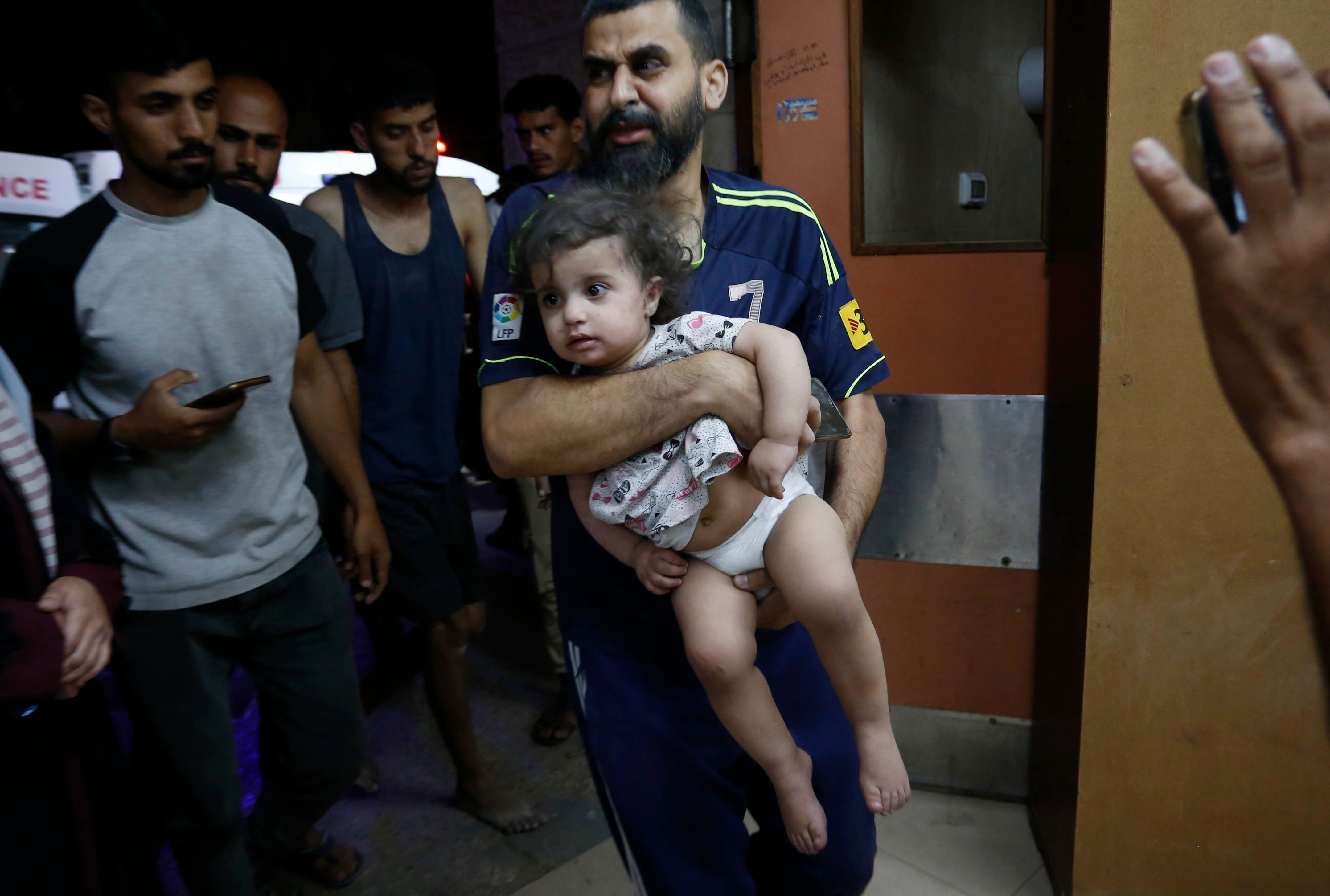 İsrail, Uluslararası Adalet Divanı'nı tanımıyor! İşte karar sonrası Gazze ve Refah'a yapılan saldırılar... İsrail, Uluslararası Adalet Divanı'nı tanımıyor! İşte karar sonrası Gazze'ye yapılan saldırılar... - 3. Resim