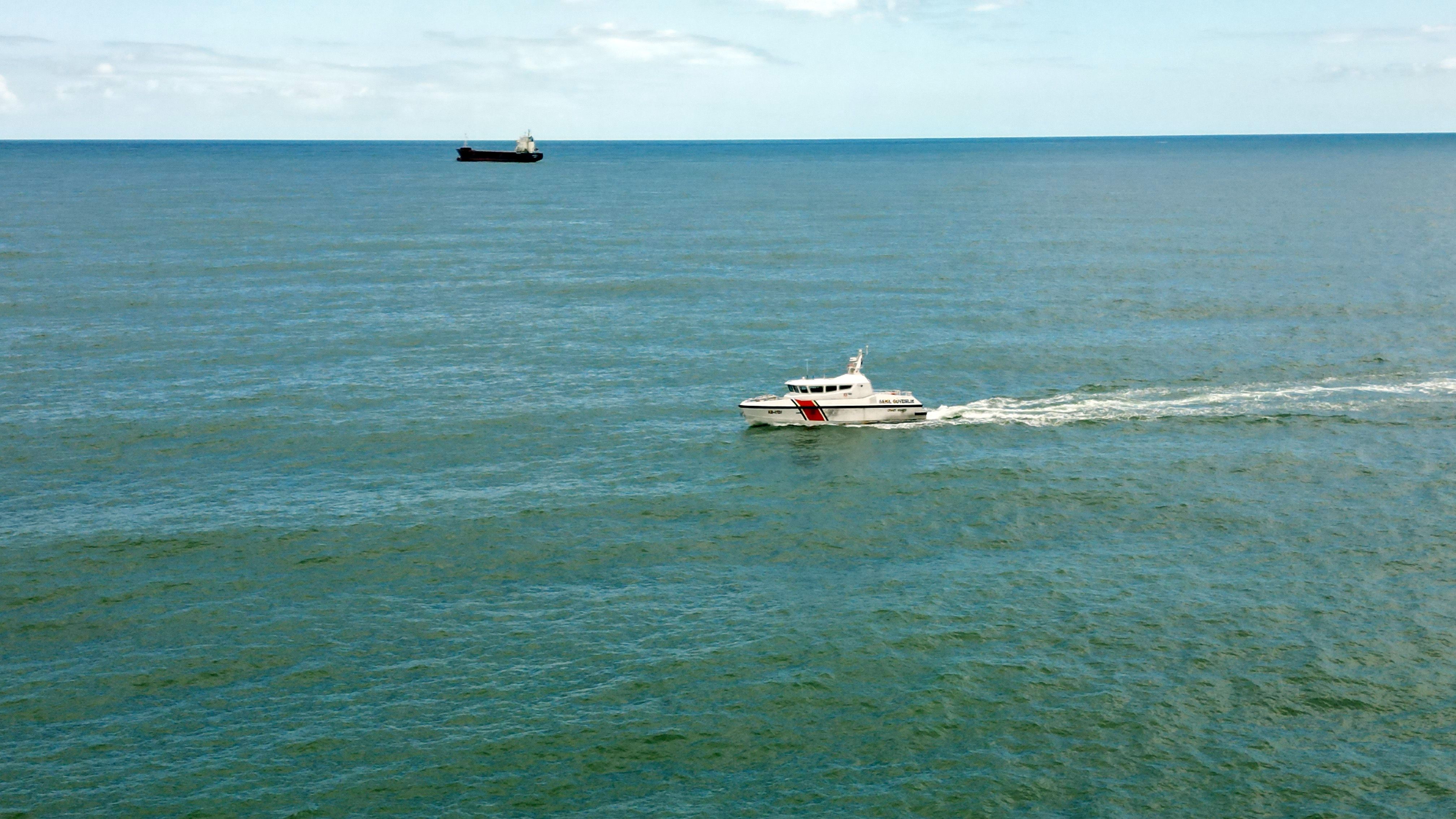 Sakarya'da kritik saatler! Denizde kaybolan genç için ekipler seferber oldu - 1. Resim