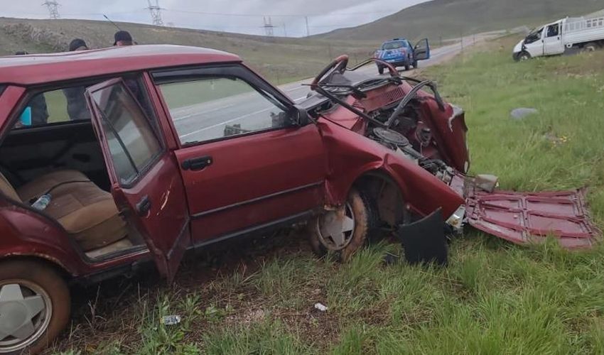 Sivas’ta feci kaza: Mantar toplamaya gitti, döndüğünde otomobili ikiye bölünmüştü - 1. Resim