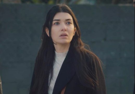 Yalan dizisinde Hazal karakterini oynayan Serra Pirinç, 1997 yılında doğdu - 3. Resim