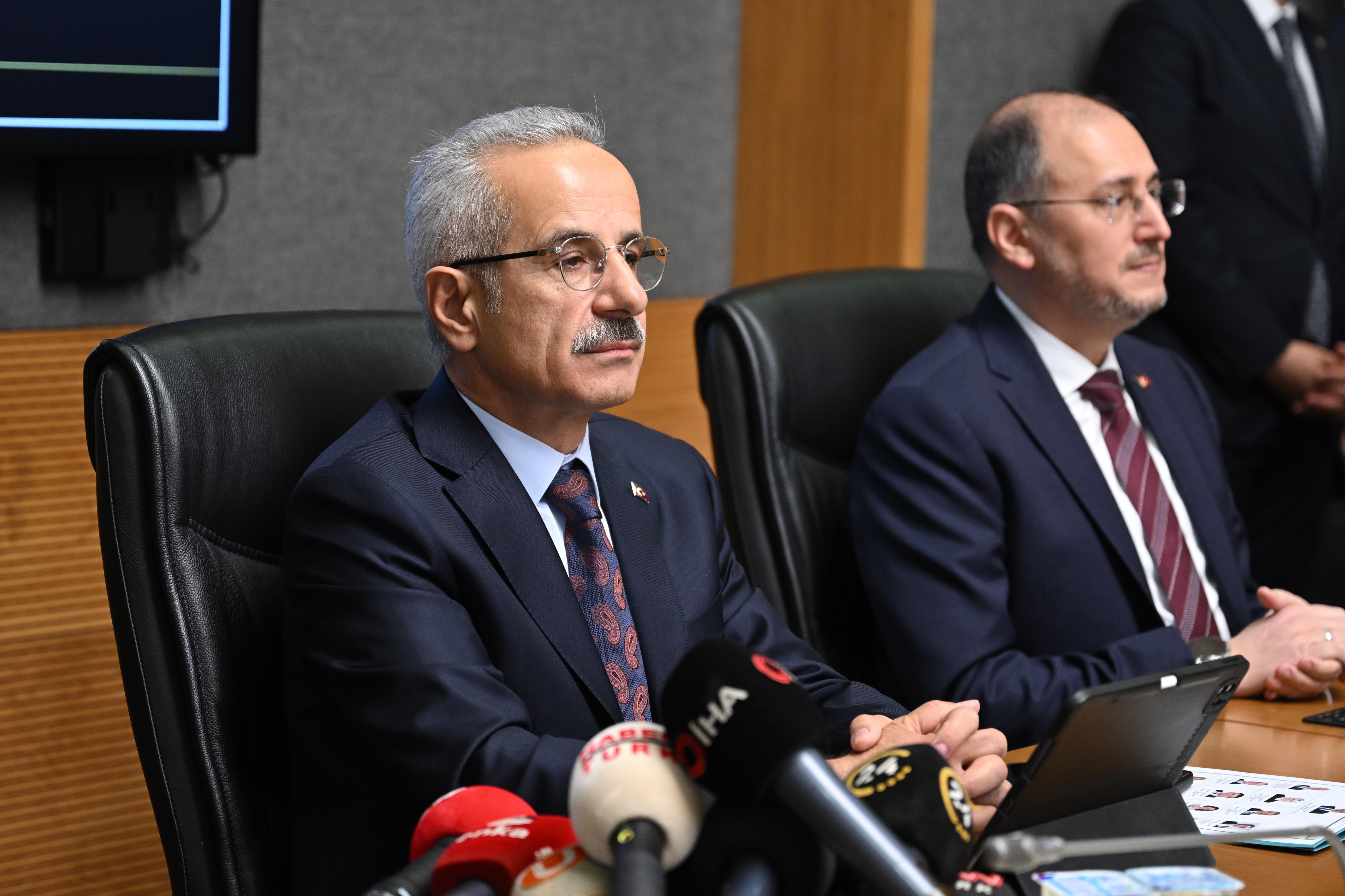 Bakan Uraloğlu Türkiye'nin sosyal medya verilerini açıkladı! - 4. Resim