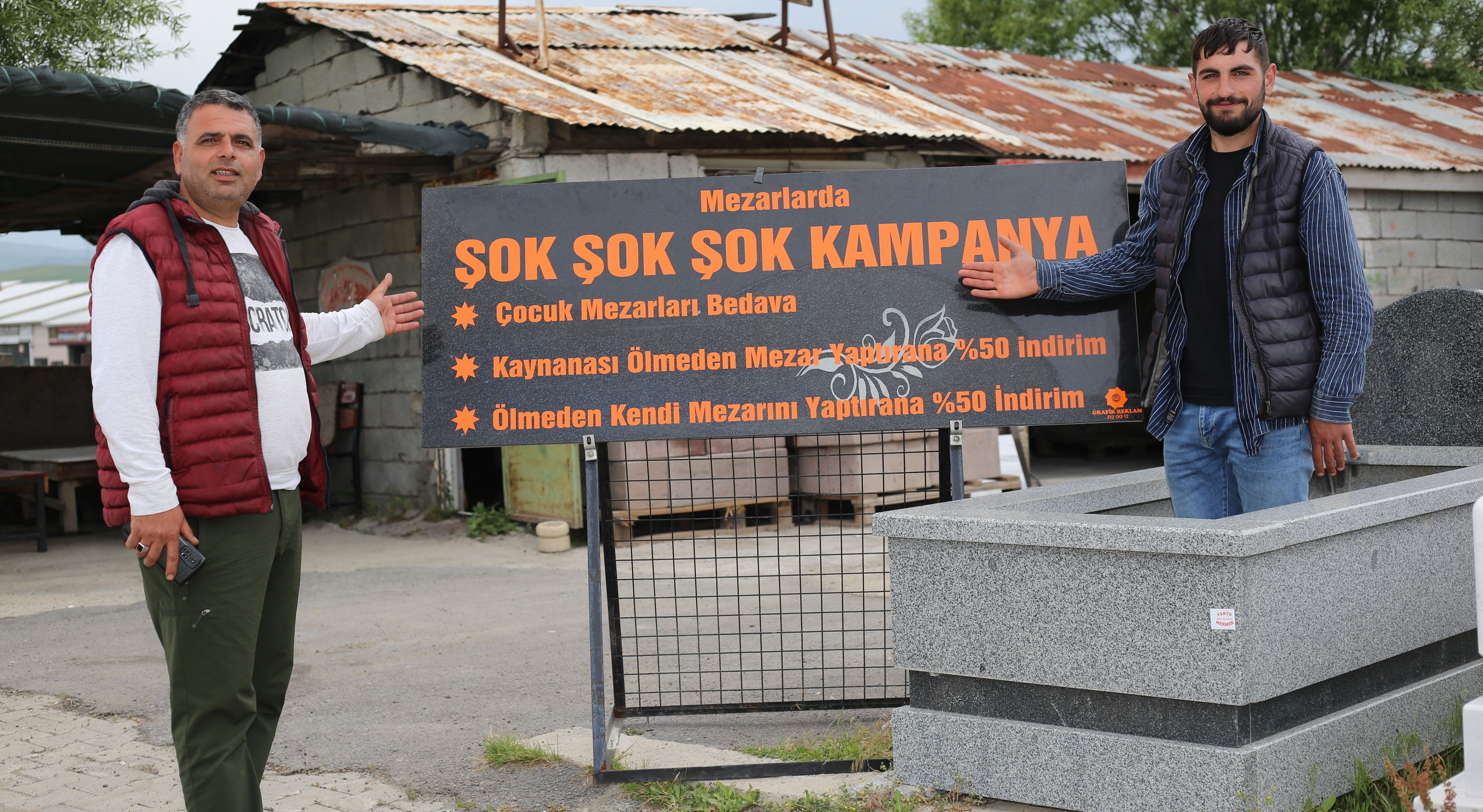 Böyle kampanya görülmedi! Ölmeyen kaynana için yüzde 50 indirimli mezar taşı... - 1. Resim
