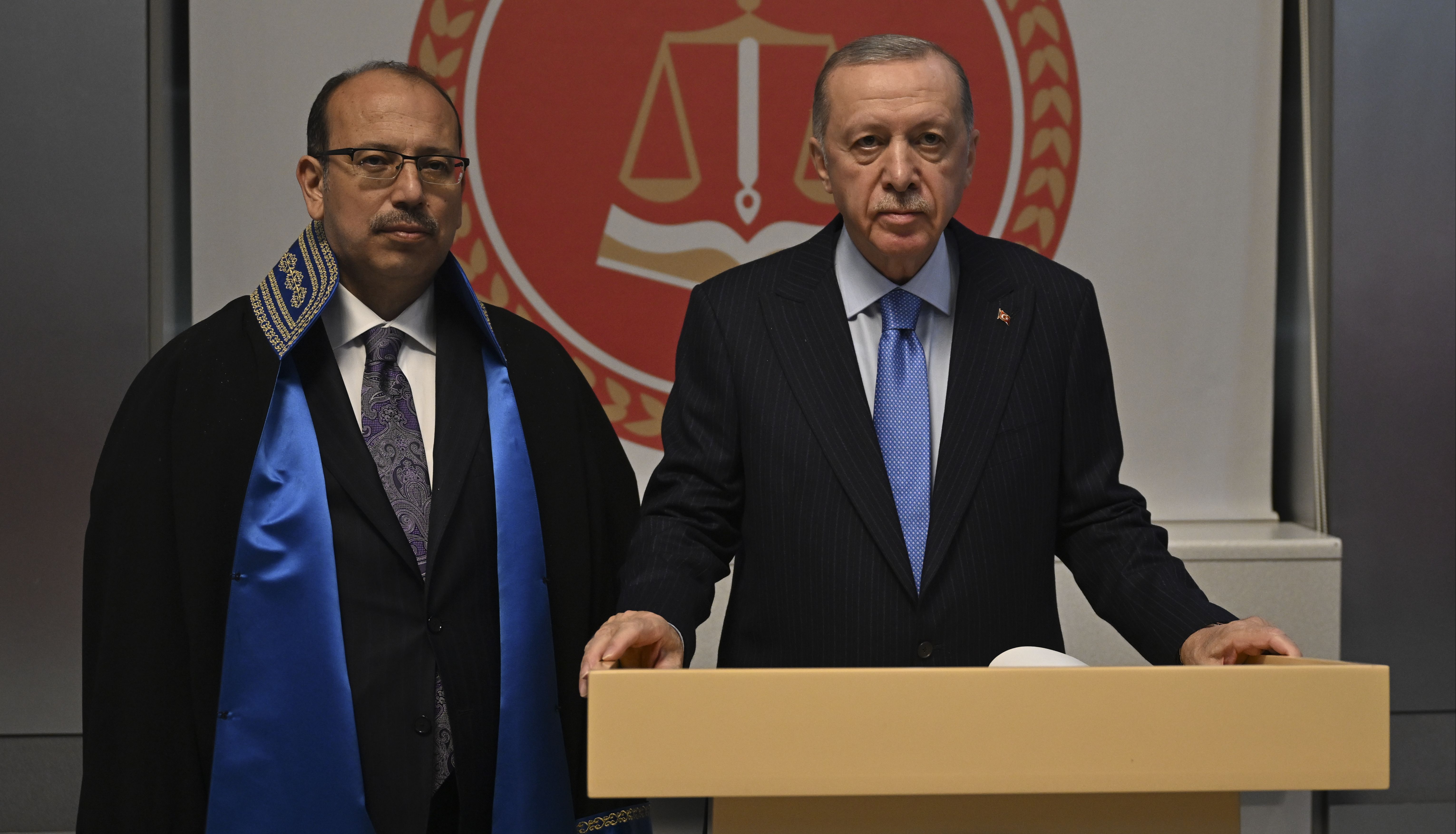 Cumhurbaşkanı Erdoğan'dan İBB'ye Roma tepkisi!  Cumhurbaşkanı Erdoğan'dan İBB'ye Roma tepkisi!