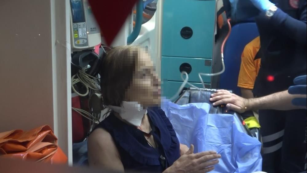 Sokakta oynayan &ccedil;ocukları binaya alıp &uuml;zerlerine benzin d&ouml;kt&uuml;! - 1. Resim