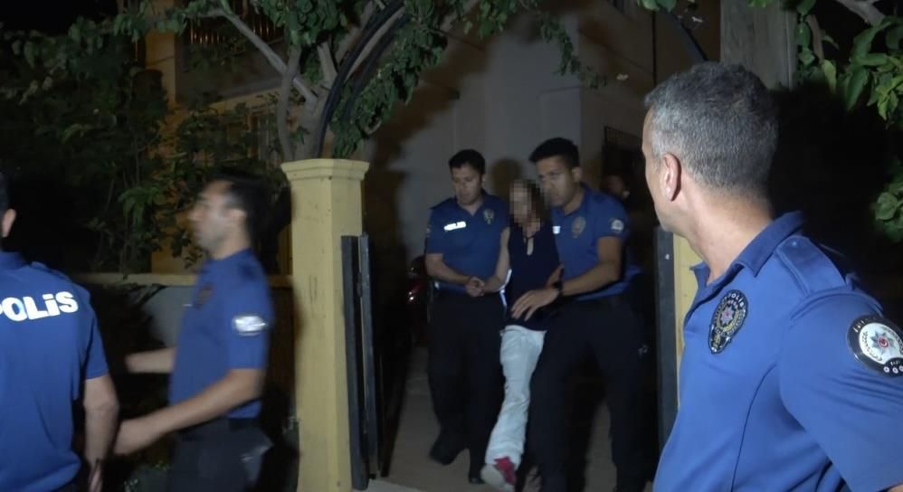 Sokakta oynayan &ccedil;ocukları binaya alıp &uuml;zerlerine benzin d&ouml;kt&uuml;! - 4. Resim